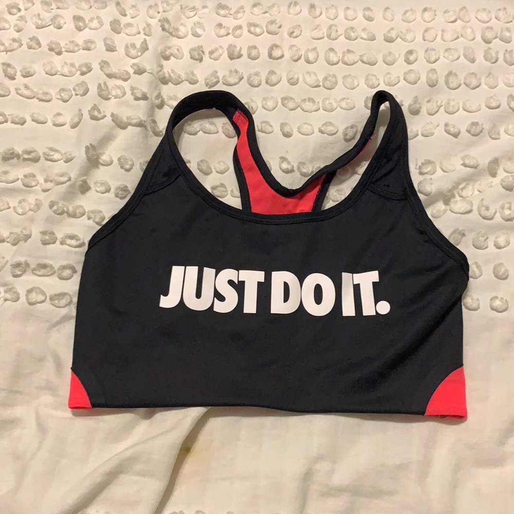 Nike sports bra